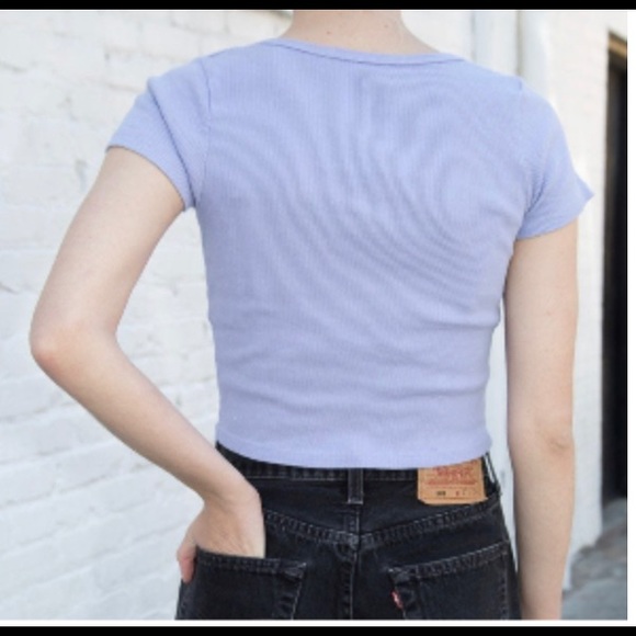 Brandy Melville zelly button up top - Picture 2 of 4